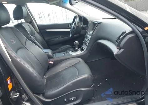 2009 Infiniti G37 Journey z USA, uszkodzony, nr VIN JNKCV61E49M308112